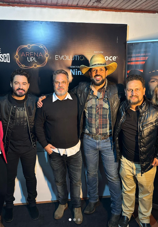 Profissionais reunidos em evento do setor